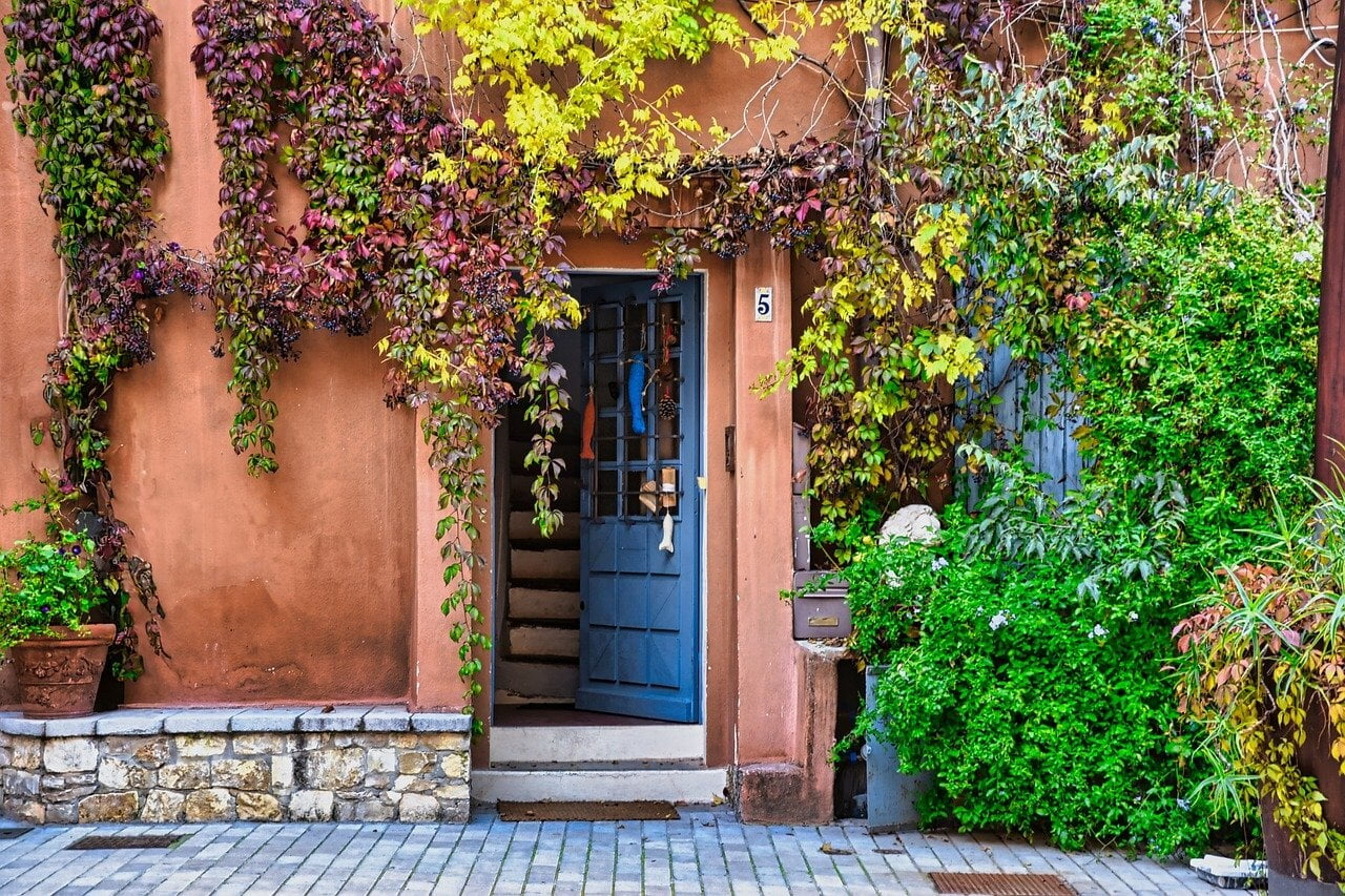 Six Tips To Revitalise Your Home’s Exterior This Spring